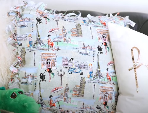 DIY | No-Sew Pillow