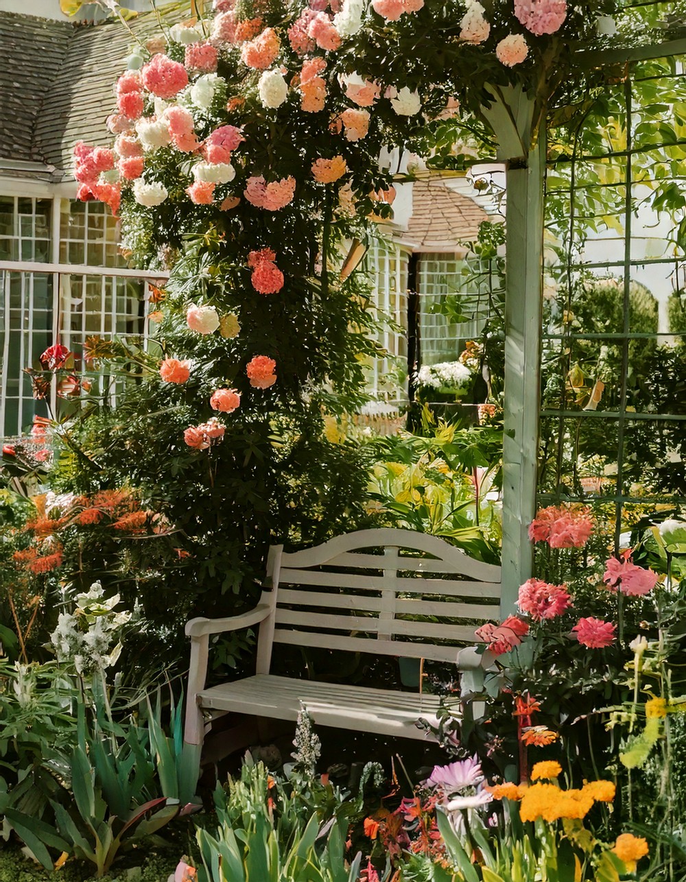 Cottage Garden Vibes Creating a Quaint, English-Style Retreat