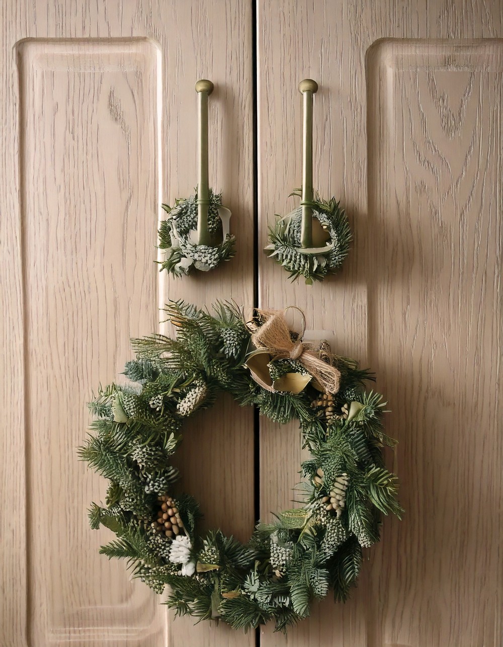 DIY Mini Wreaths for Cabinet Handles