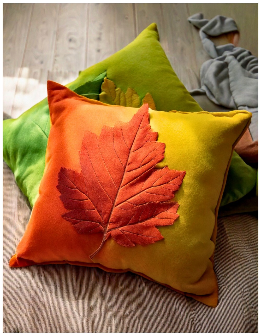 DIY Felt Leaf Pillow Covers