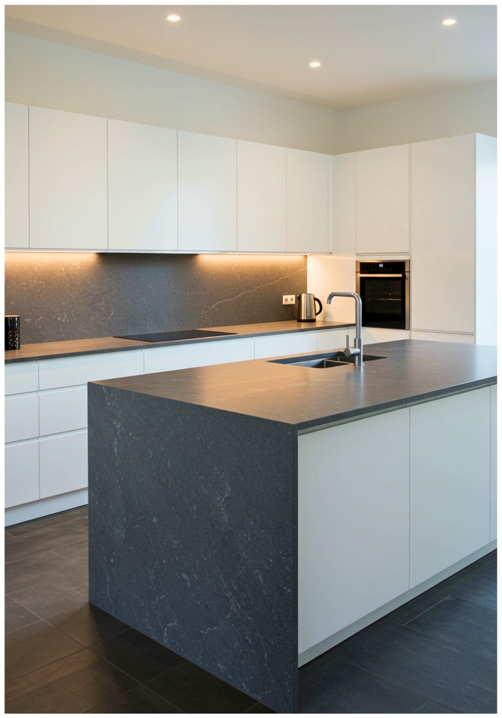 Contemporary White Cupboards Kitchen
