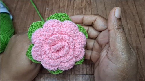 Beautiful Crochet Rose Pattern 8