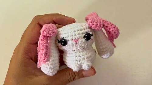 Crochet Bunny With Big Bow Pattern 9