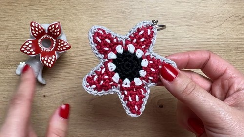 Crochet Demogorgon Keychain Pattern 8