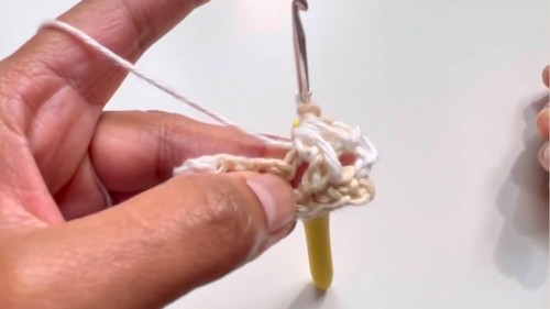 Crochet Feather Stitch Bookmark Pattern 3