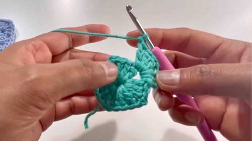Crochet Granny Star Coffee Coaster Pattern 3