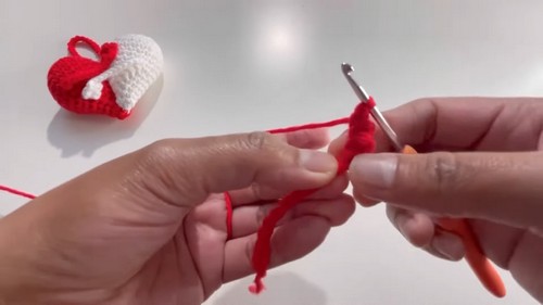 Crochet Hugging Hearts Amigurumi Pattern 2