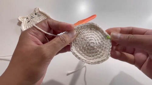Crochet Kitten Coaster Pattern 4