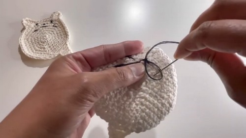 Crochet Kitten Coaster Pattern 7