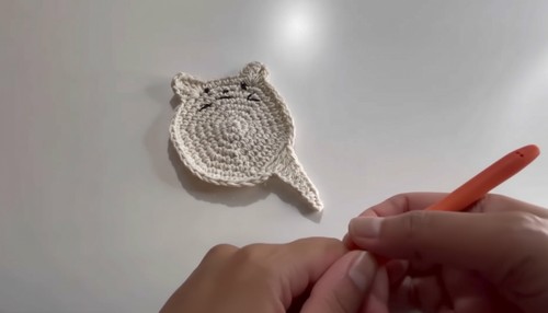 Crochet Kitten Coaster Pattern 8