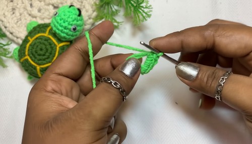 Crochet Mini Turtle Amigurumi Pattern 1