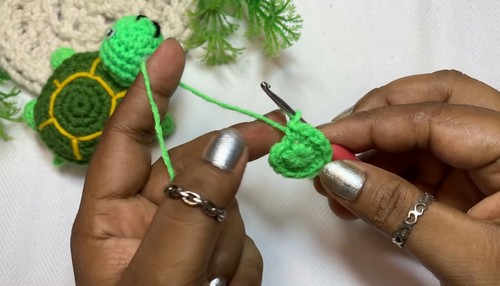 Crochet Mini Turtle Amigurumi Pattern 2
