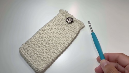 Crochet Mobile Phone Pouch Pattern 8
