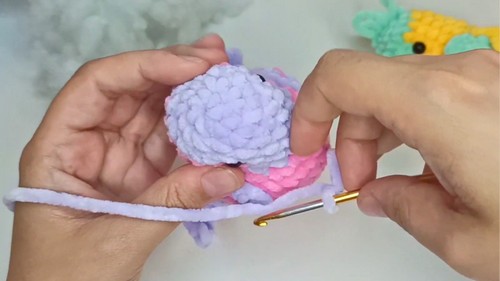 Crochet Parrot Amigurumi Pattern 6