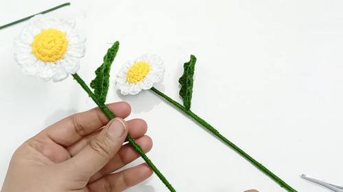 Cute Crochet Daisy Flower Pattern 8