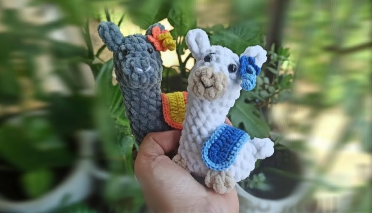 Cute Crochet Llama Amigurumi Pattern 8