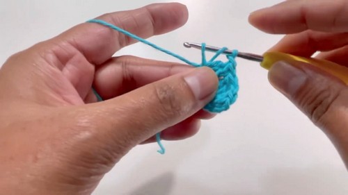 Easy Crochet Lacy Bookmark Pattern 3