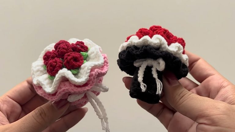Easy Crochet Mini Rose Bouquet Pattern 11