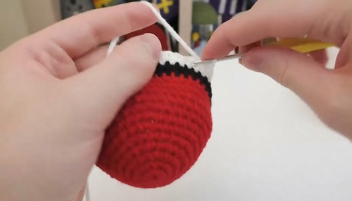 Handmade Crochet Pokeball Pattern 5