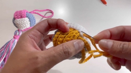 Wonderful Crochet Keychain Pattern 6