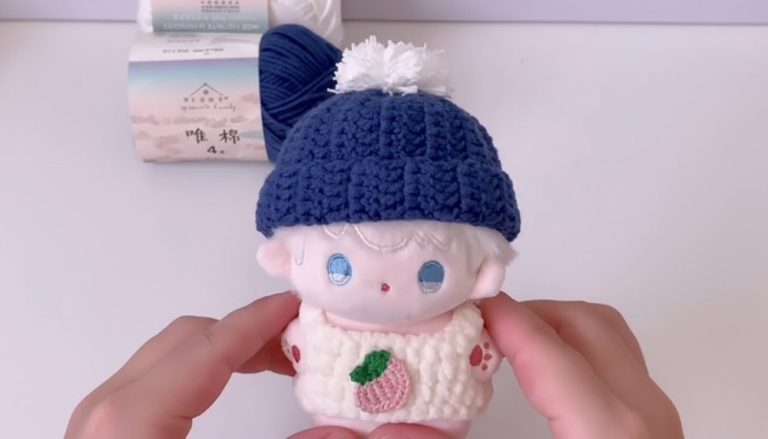 Beautiful Crochet Doll Hat Pattern 7