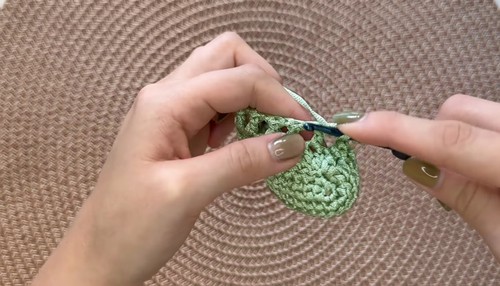 Beautiful Crochet Phone Bag Pattern 4