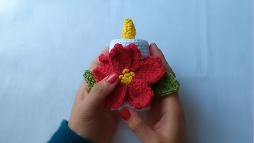 Crochet Christmas Candle Pattern 8