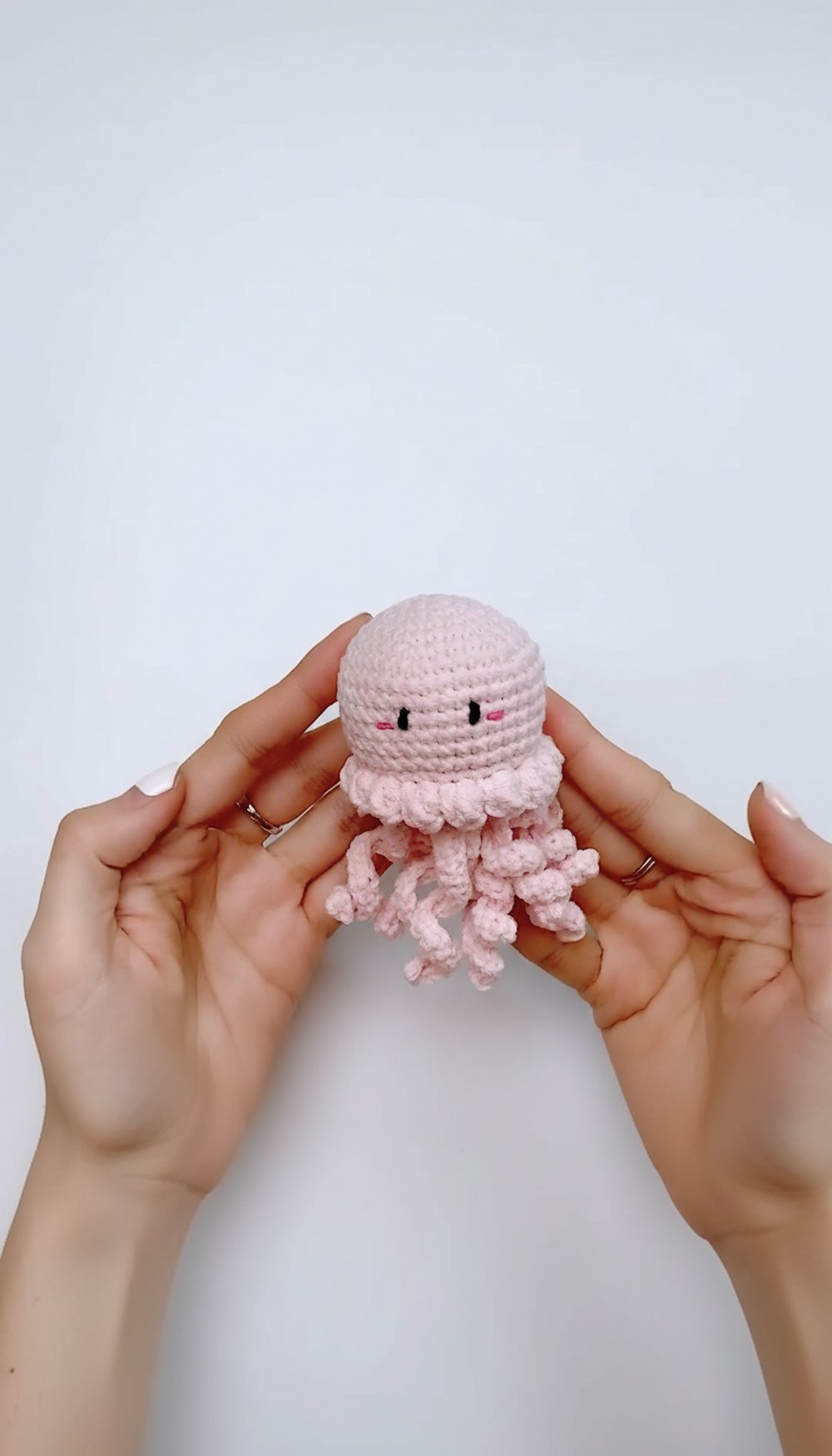 Crochet Jellyfish Keychain Amigurumi Pattern 11