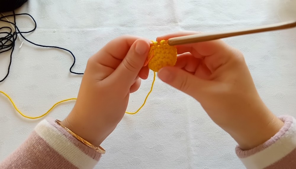 Crochet Mini Amigurumi Bee Pattern 3