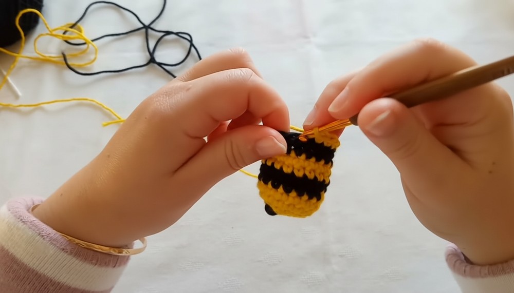 Crochet Mini Amigurumi Bee Pattern 5