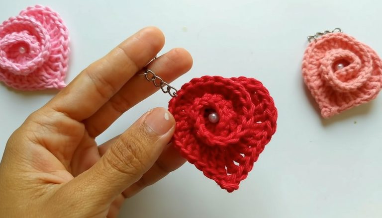 Crochet Spiral Heart Keychain Pattern 8