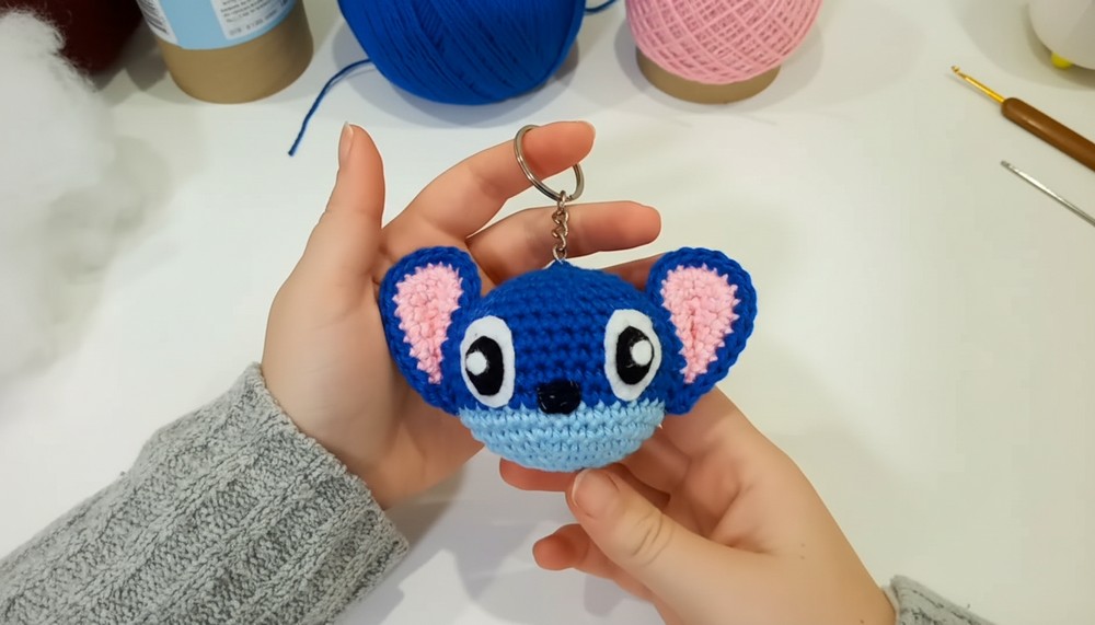 Crochet Stitch Amigurumi Keychain Pattern 9
