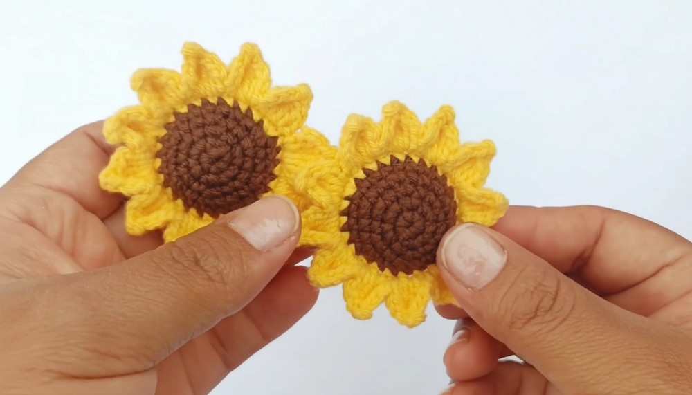 Crochet Sunflower In Macetita Pattern 5