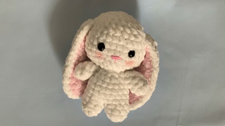 Cute Crochet Bunny Amigurumi Pattern 10