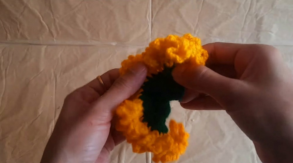 Cute Crochet Marigold Flower 10