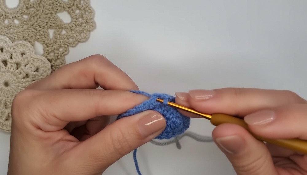 Cute Crochet Penguin Amigurumi Pattern 2