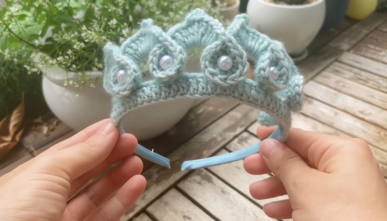Cute Crochet Princess Crow Pattern 9