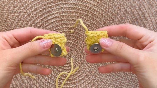 Handmade Crochet Small Bag Pattern 2