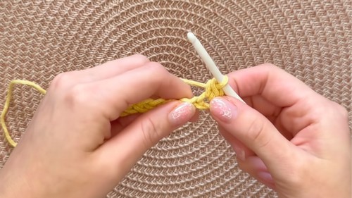 Handmade Crochet Small Bag Pattern 3