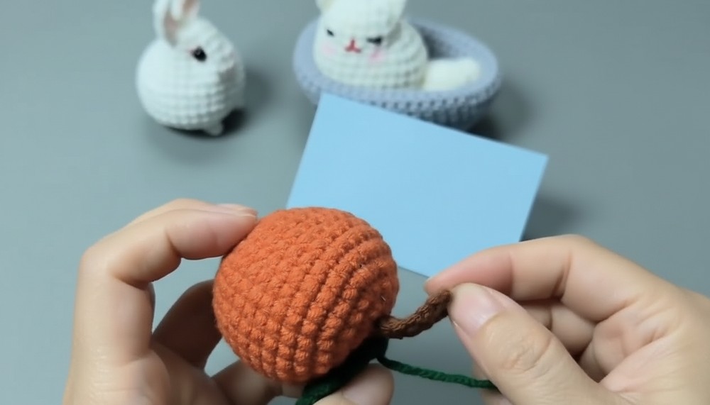 Sweet Crochet Pomegranate Pattern 6