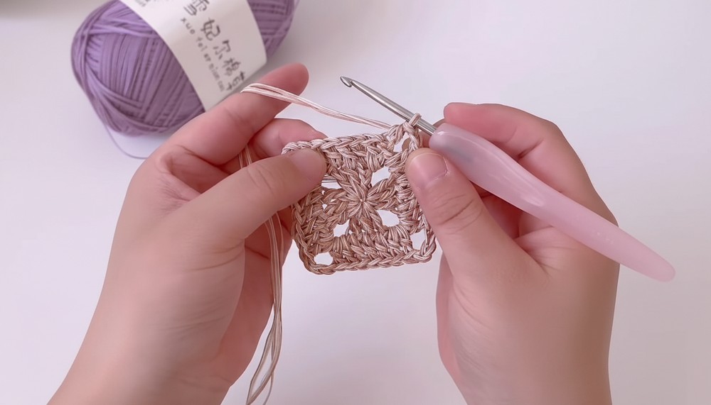 Amazing Crochet Nice Bag Pattern 3