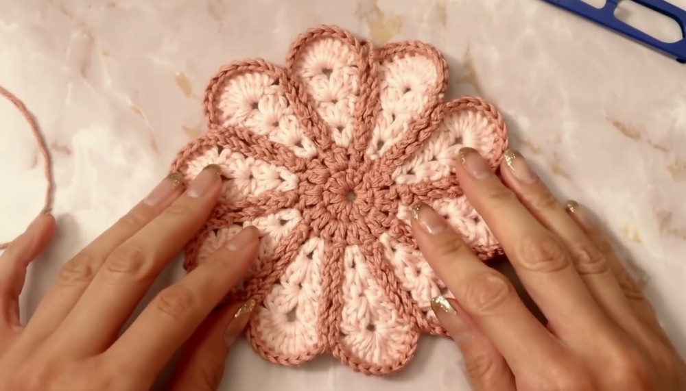 Beautiful Crochet Flower Pattern 7