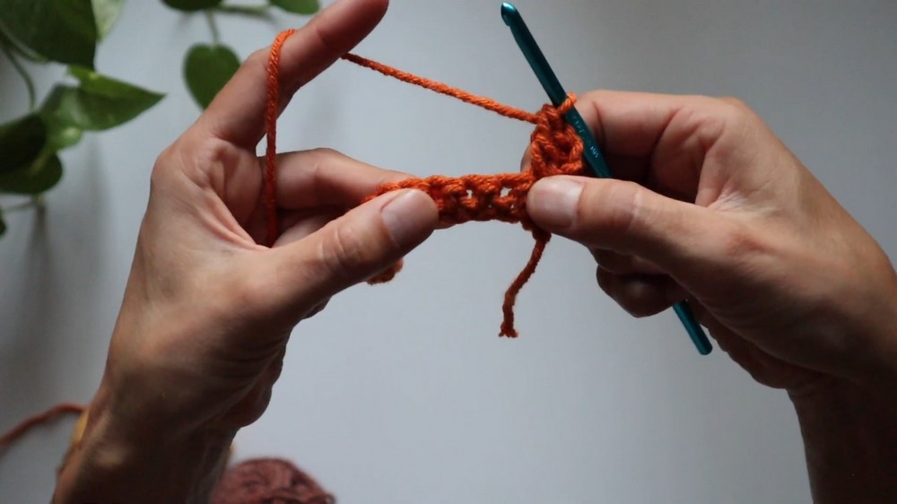 Cozy Fall Crochet Scarf Pattern 2