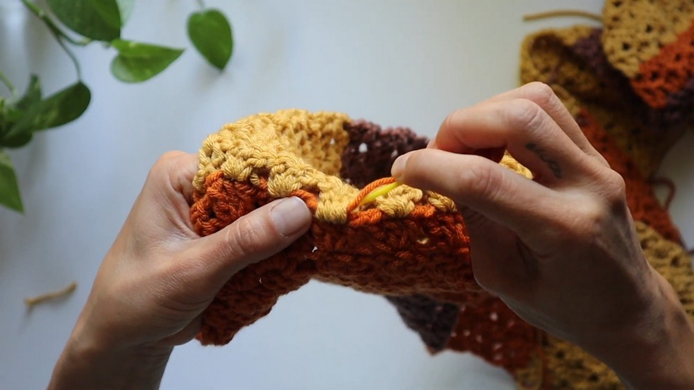 Cozy Fall Crochet Scarf Pattern 5