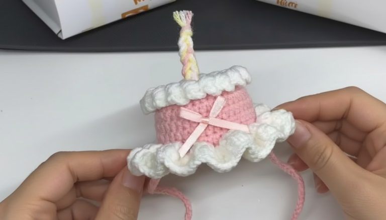 Crochet Birthday Cake Hat Pattern 8