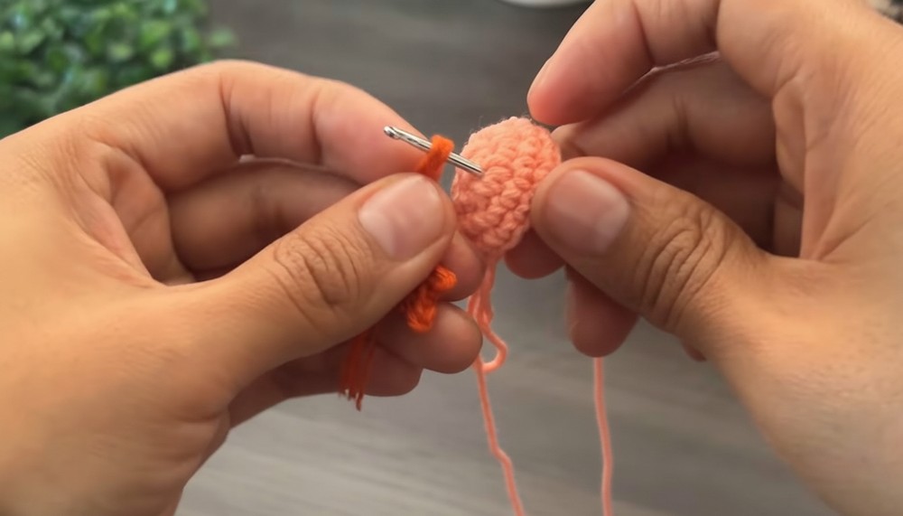 Crochet Duck Keychain Pattern 4