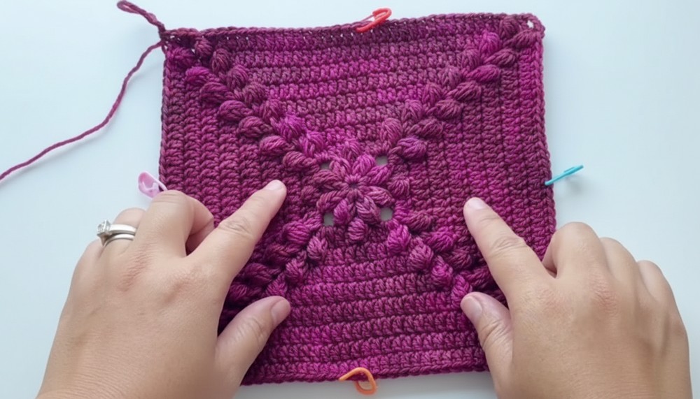Crochet Granny Square Bag Pattern 4