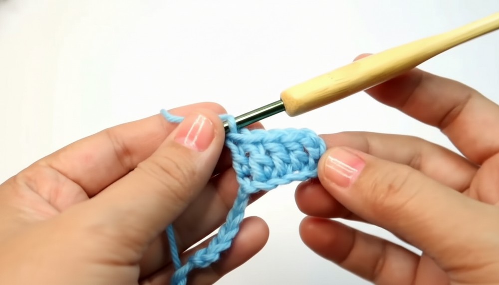 Crochet Heart Shaped Purse Pattern 1