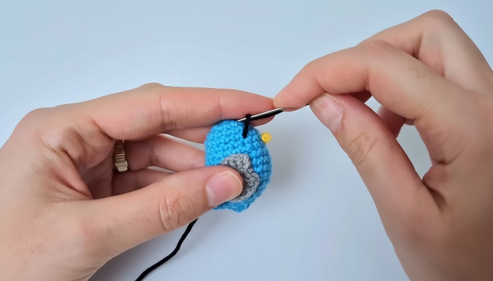 Crochet Little Bird Amigurumi Pattern 7
