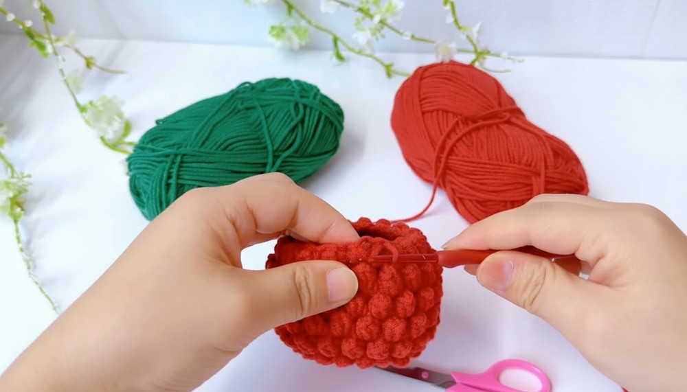 Crochet Lychee Storage Basket Pattern 4